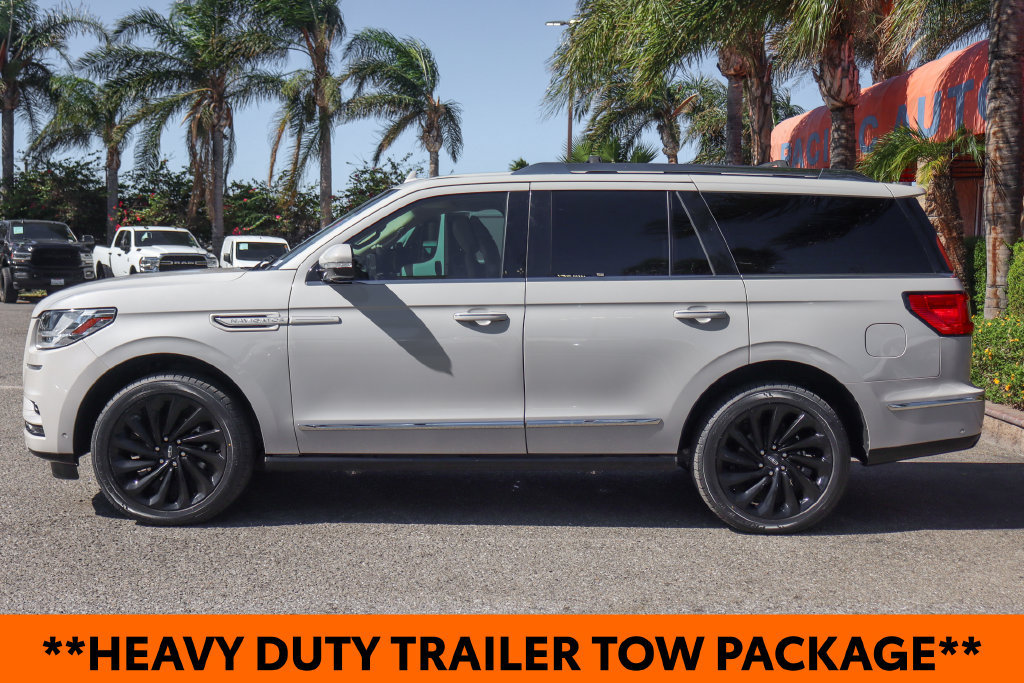 Used 2021 Lincoln Navigator Reserve AWD/4WD image 5