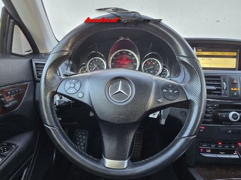 Used 2010 Mercedes-Benz E 350 E 350 image 19