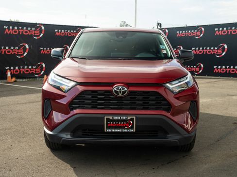 Used 2024 Toyota RAV4 LE image 2