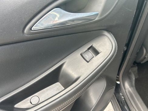 Used 2022 Buick Encore GX Preferred w/ Cold Weather Comfort Package image 24