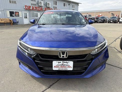 Used 2018 Honda Accord Sport image 9