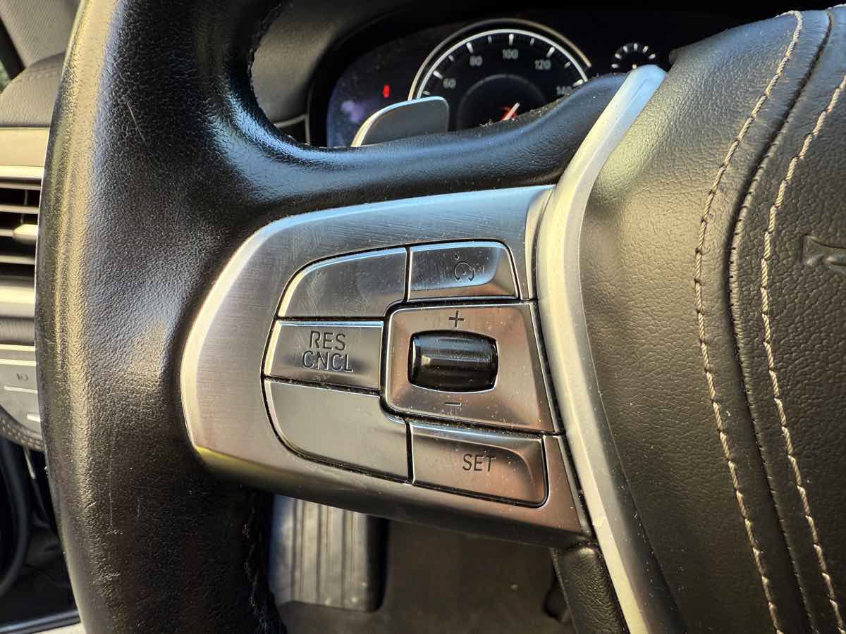 Used 2016 BMW 740i RWD image 43
