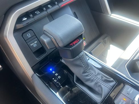 New 2026 Toyota Tundra Limited AWD/4WD image 16