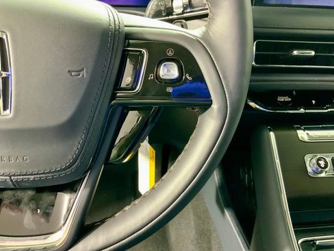 New 2026 Lincoln Aviator Reserve image 28