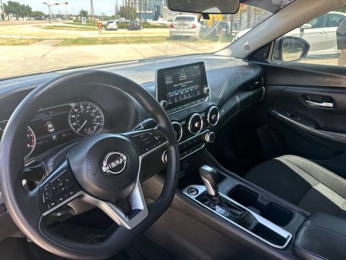 Used 2024 Nissan Sentra SV FWD image 19
