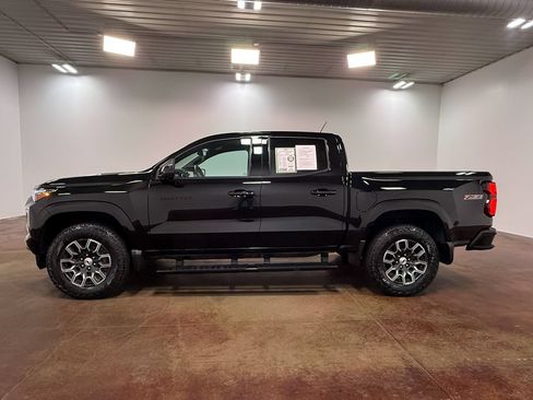 Used 2023 Chevrolet Colorado Z71 w/ Z71 Convenience Package 2 AWD/4WD image 6