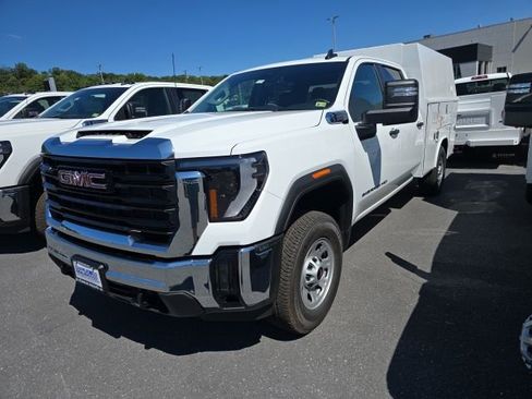 New 2024 GMC Sierra 3500 Pro w/ Convenience Package image 5