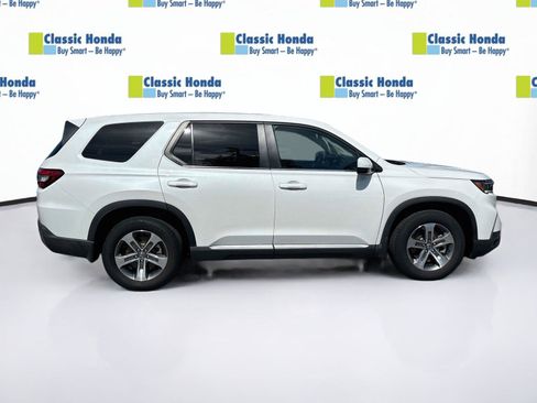 Certified 2024 Honda Pilot EX-L image 9