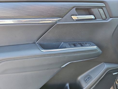 Certified 2025 GMC Acadia Elevation image 12