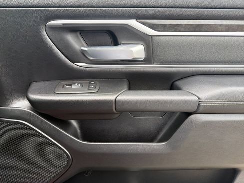 Used 2021 RAM 1500 Big Horn AWD/4WD image 18