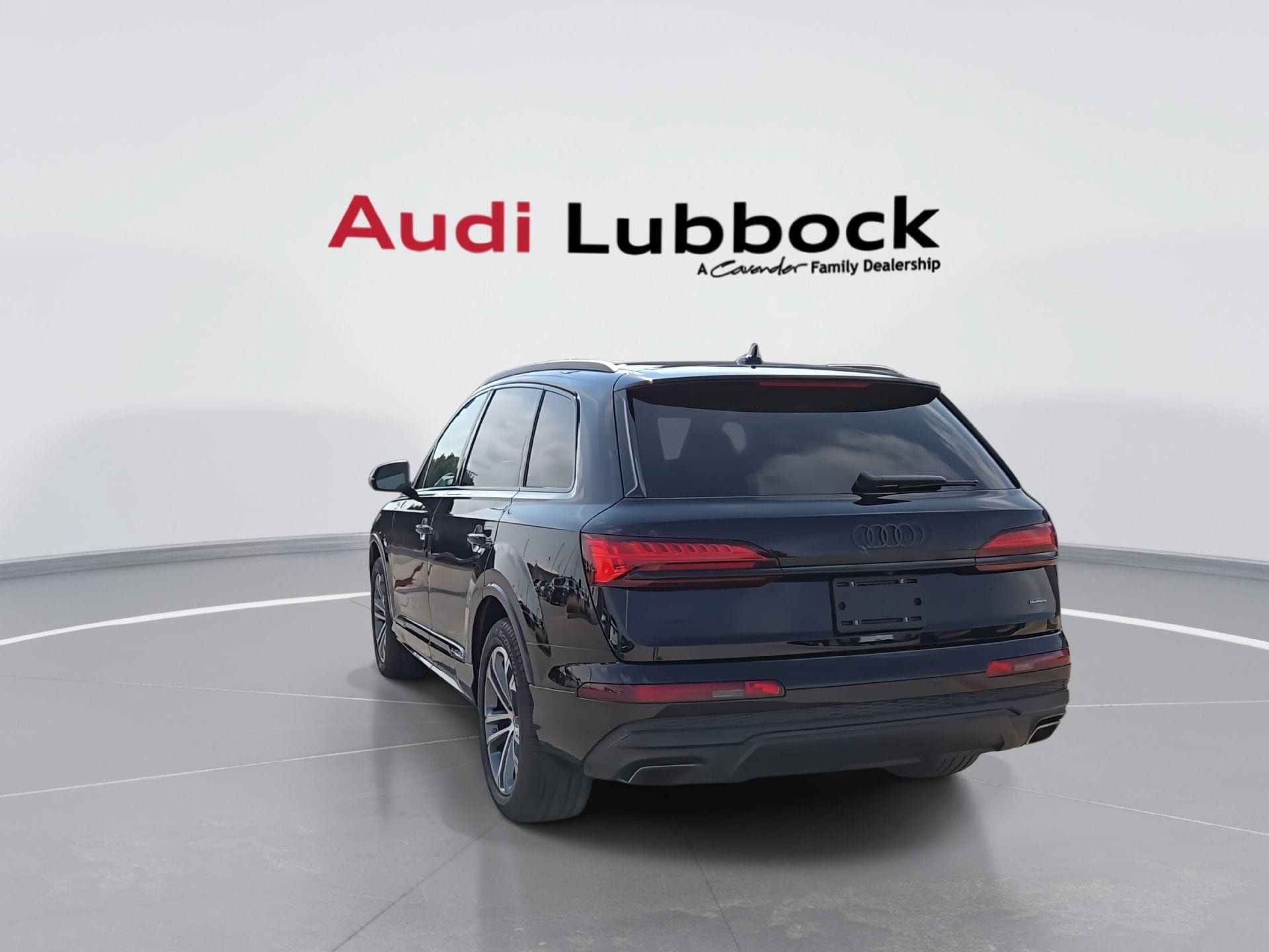 Used 2026 Audi Q7 3.0T Premium w/ Convenience Plus Package AWD/4WD image 7
