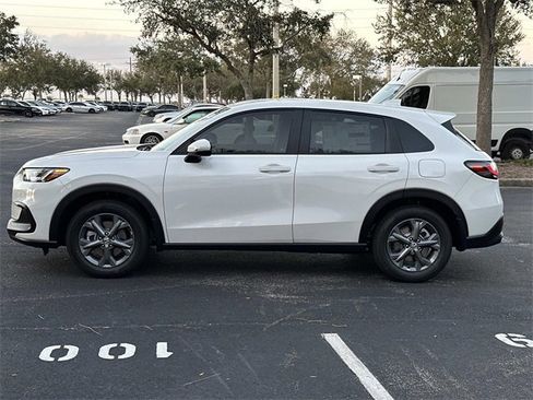 New 2026 Honda HR-V LX image 6