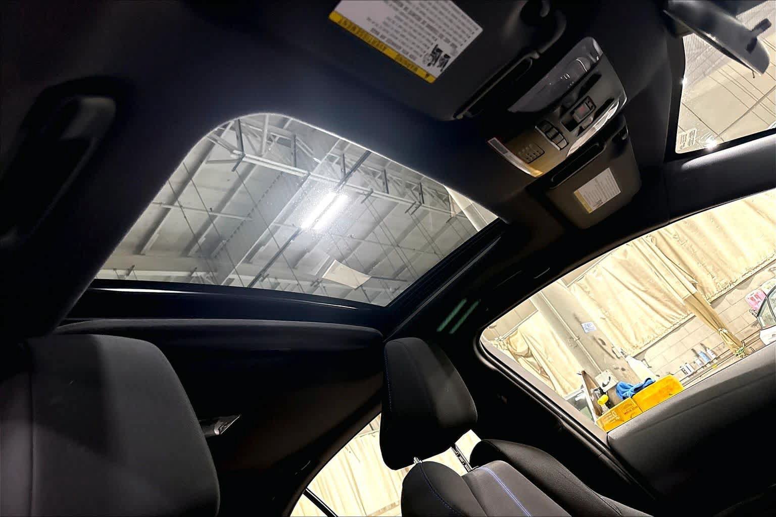 Used 2020 Toyota Corolla SE FWD image 14