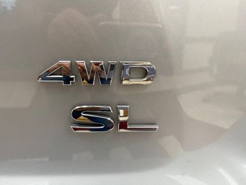 Used 2019 Nissan Pathfinder SL AWD/4WD image 23
