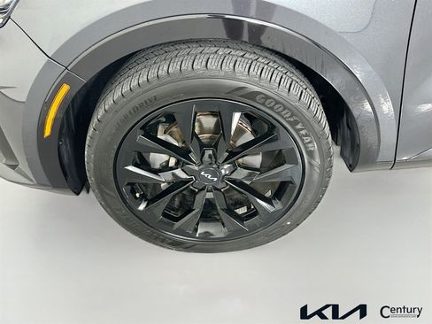 Certified 2022 Kia Sorento SX FWD image 31