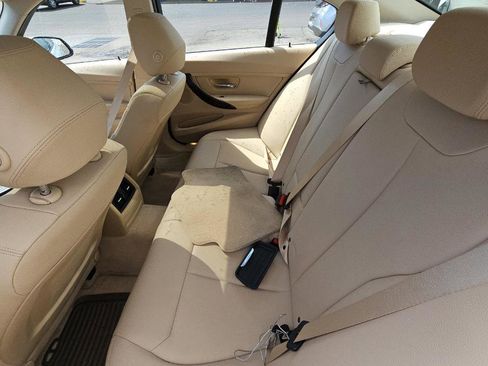 Used 2014 BMW 320i RWD 4DR SEDAN image 10