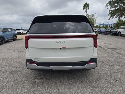 New 2027 Kia Carnival FWD image 6