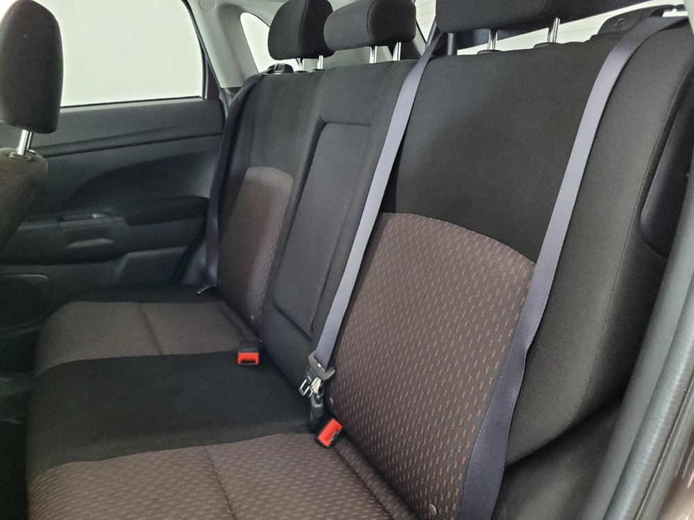 Used 2019 Mitsubishi Outlander Sport LE FWD image 18
