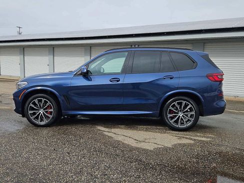 Used 2023 BMW X5 xDrive40i w/ M Sport Package image 3