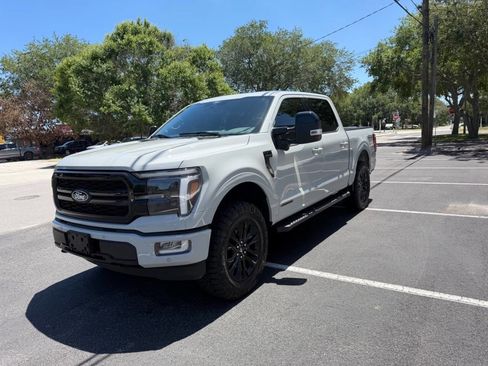 Used 2024 Ford F150 Lariat AWD/4WD image 16
