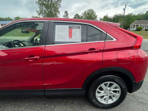 Used 2019 Mitsubishi Eclipse Cross ES FWD image 4