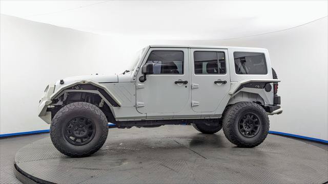Used 2016 Jeep Wrangler Unlimited Rubicon AWD/4WD image 3