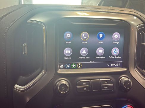 Used 2022 Chevrolet Silverado 1500 LT AWD/4WD image 22