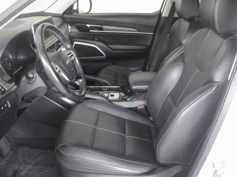 Certified 2022 Kia Telluride EX w/ EX Premium Package image 8