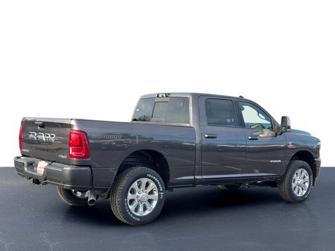 New 2026 RAM 2500 Laramie w/ Sport Appearance Package AWD/4WD image 7