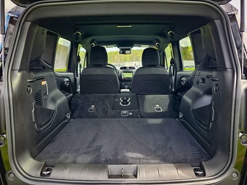 Certified 2022 Jeep Renegade Altitude w/ Convenience Group AWD/4WD image 35