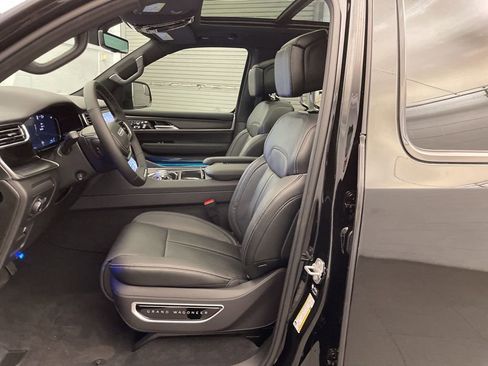 New 2026 Jeep Grand Wagoneer L Summit AWD/4WD image 23