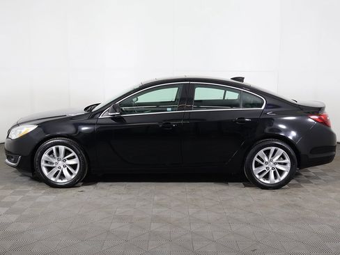 Used 2015 Buick Regal image 16