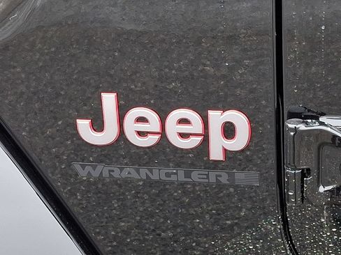 New 2026 Jeep Wrangler Rubicon AWD/4WD image 21