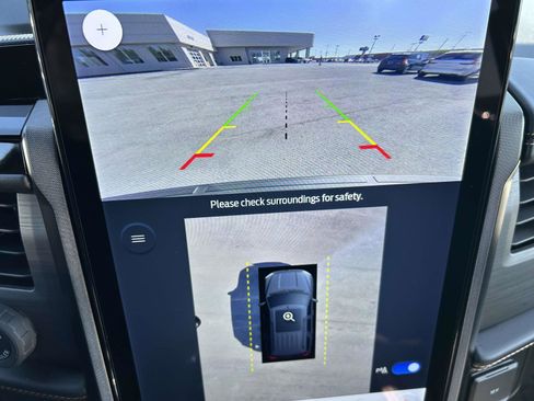 Used 2023 Ford Expedition Platinum image 28