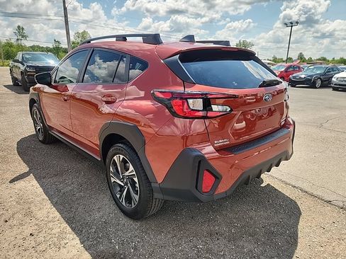 Used 2025 Subaru Crosstrek 2.5i Premium AWD/4WD image 5