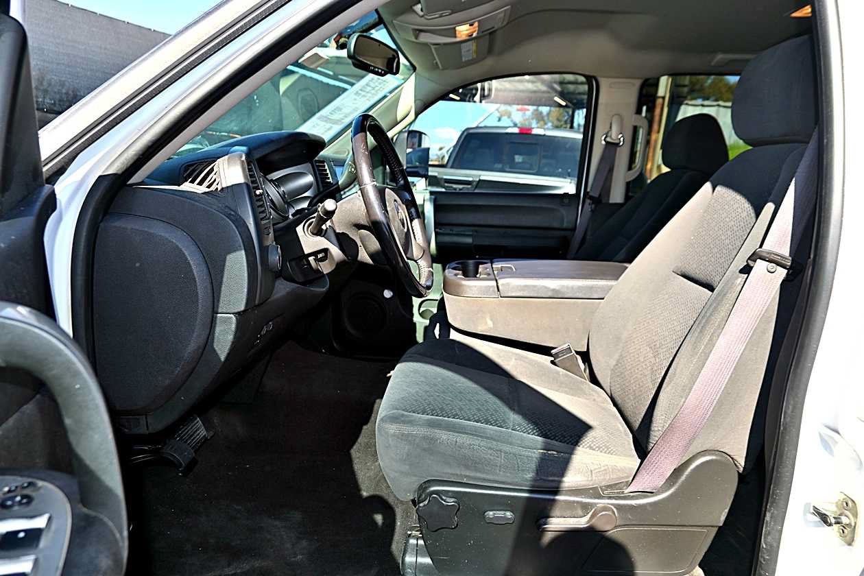 Used 2008 Chevrolet Silverado 3500 LT w/ EZ-Lift Tailgate Package RWD image 14