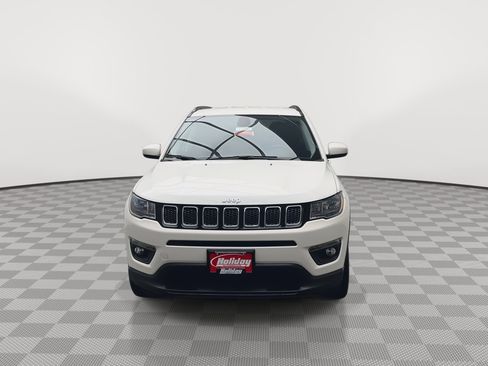 Used 2019 Jeep Compass Latitude w/ Cold Weather Group image 30