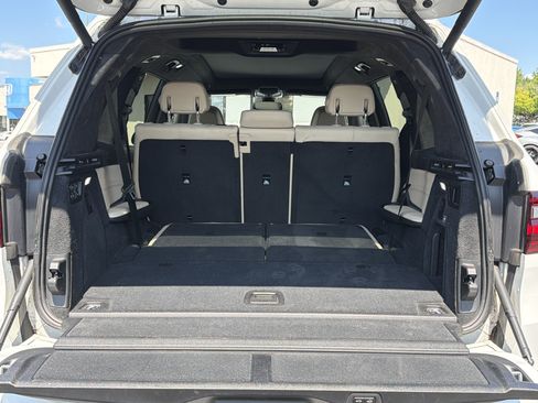 Used 2021 BMW X7 xDrive40i w/ Luxury Seating Package AWD/4WD image 27