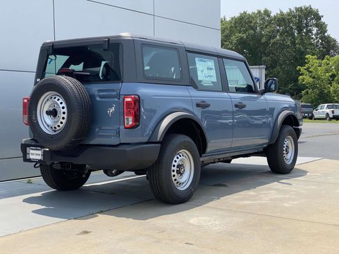 New 2025 Ford Bronco 4-Door image 4