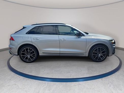Used 2021 Audi SQ8 Prestige AWD/4WD image 5