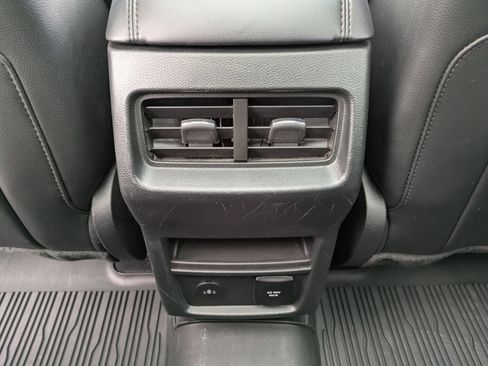 Certified 2024 Ford Edge SEL w/ Convenience Package AWD/4WD image 18