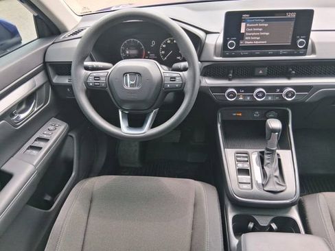 Used 2024 Honda CR-V LX image 13