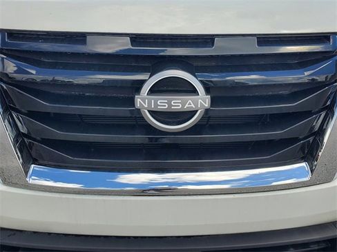 New 2025 Nissan Pathfinder S image 11