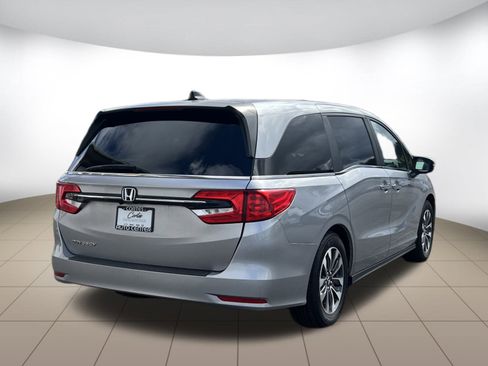 Used 2023 Honda Odyssey EX-L image 3