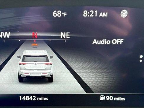Used 2025 Nissan Pathfinder Platinum w/ Cargo Package FWD image 25