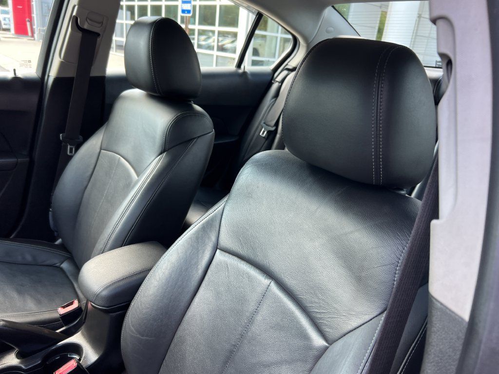 Used 2011 Chevrolet Cruze LT FWD image 10