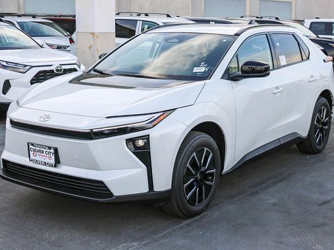 Used 2026 Toyota bZ image 3