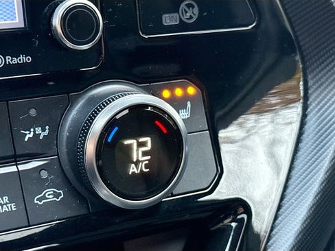 Used 2022 Toyota Highlander XSE image 19