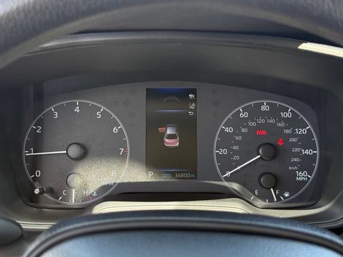 Used 2025 Toyota Corolla LE FWD image 18