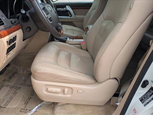 Used 2013 Toyota Land Cruiser AWD/4WD image 17